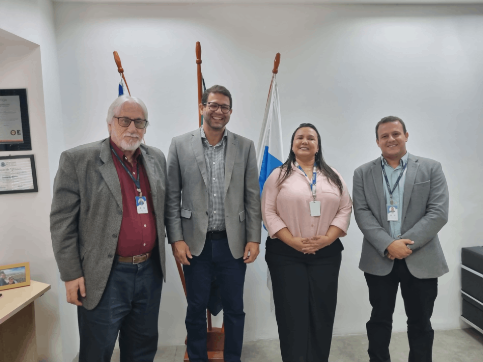 Detro-RJ recebe Junta Comercial do Rio de Janeiro para acordo de cooperação