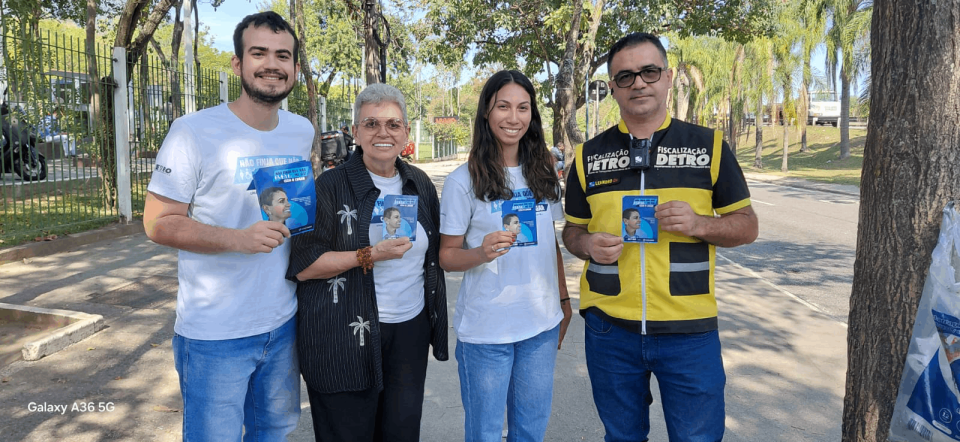 Ação educativa do Detro-RJ leva conscientização sobre acessibilidade e uso prioritário de assentos a passageiros na Barra da Tijuca Ação educativa do Detro-RJ leva conscientização sobre acessibilidade e uso prioritário de assentos a passageiros na Barra da Tijuca